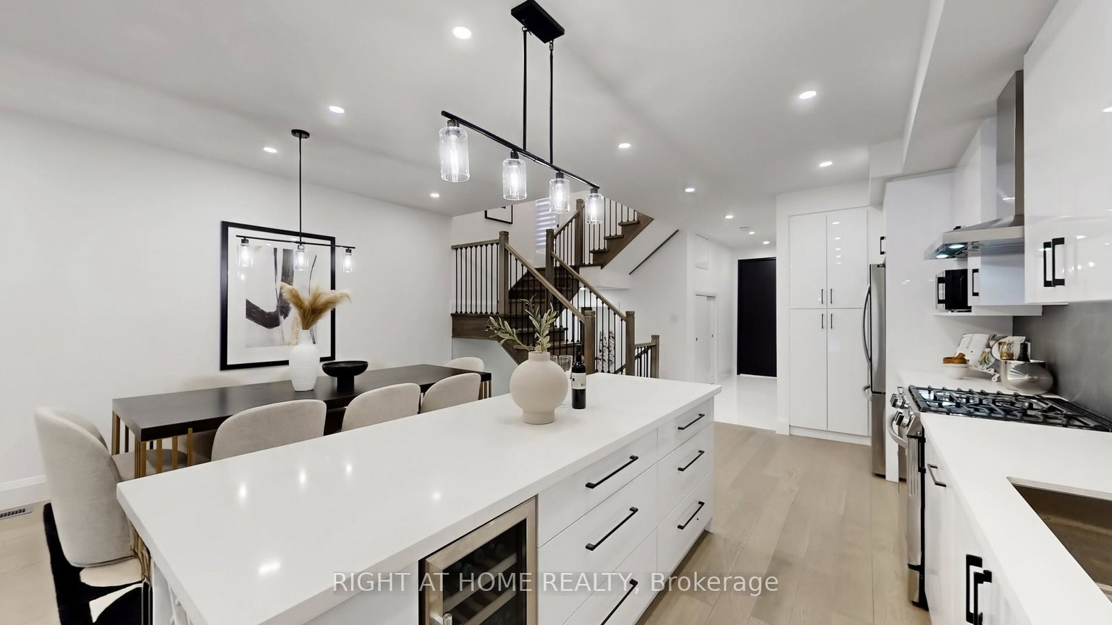 6-park-street-scarborough-ontario-e13146954