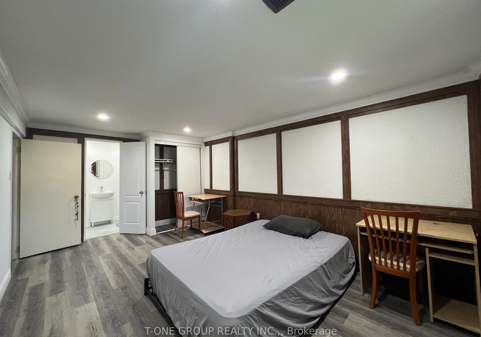 46-knockbolt-crescent-scarborough-ontario-e13147054