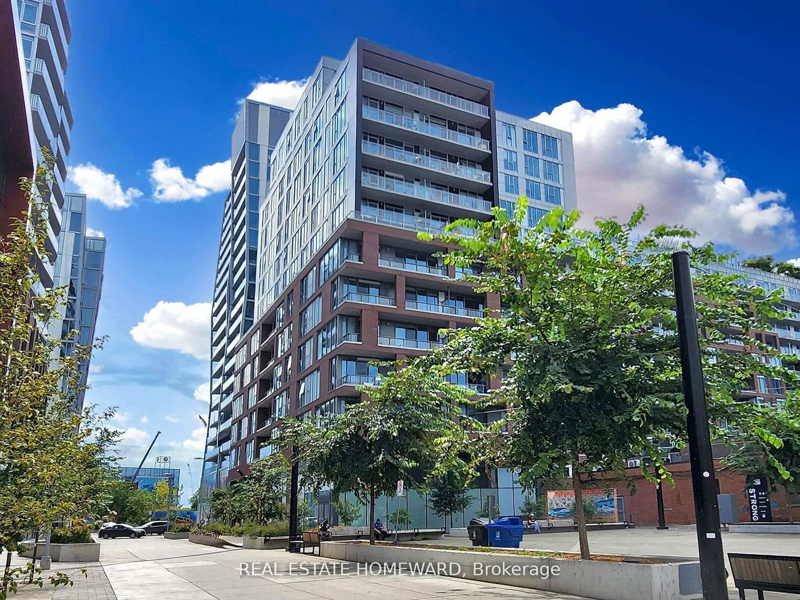 30-baseball-place-toronto-ontario-e13147108