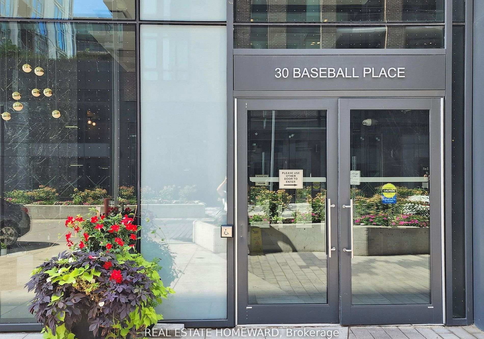 30-baseball-place-toronto-ontario-e13147108