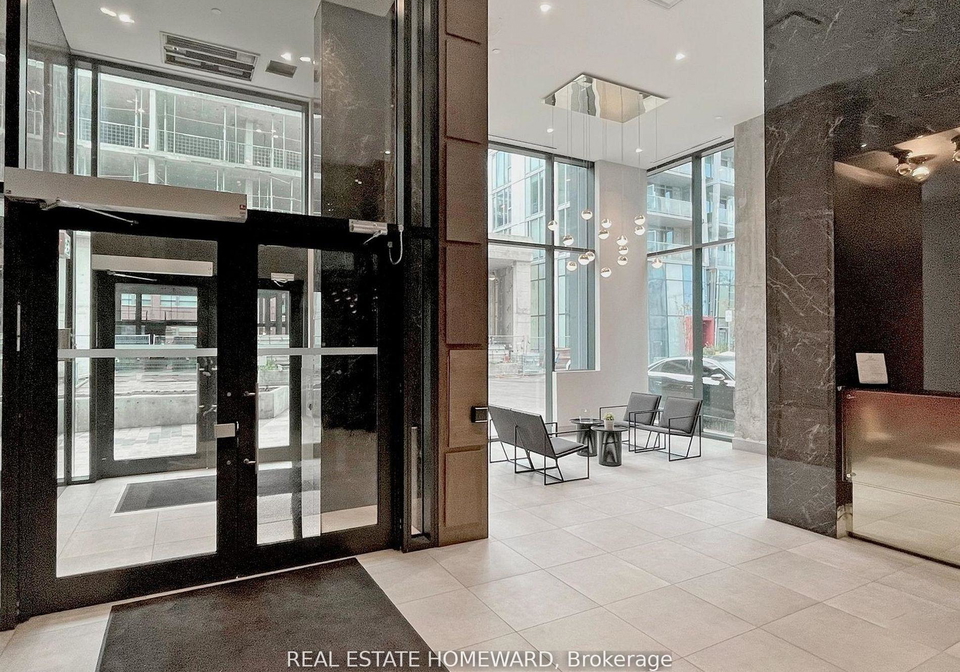 30-baseball-place-toronto-ontario-e13147108