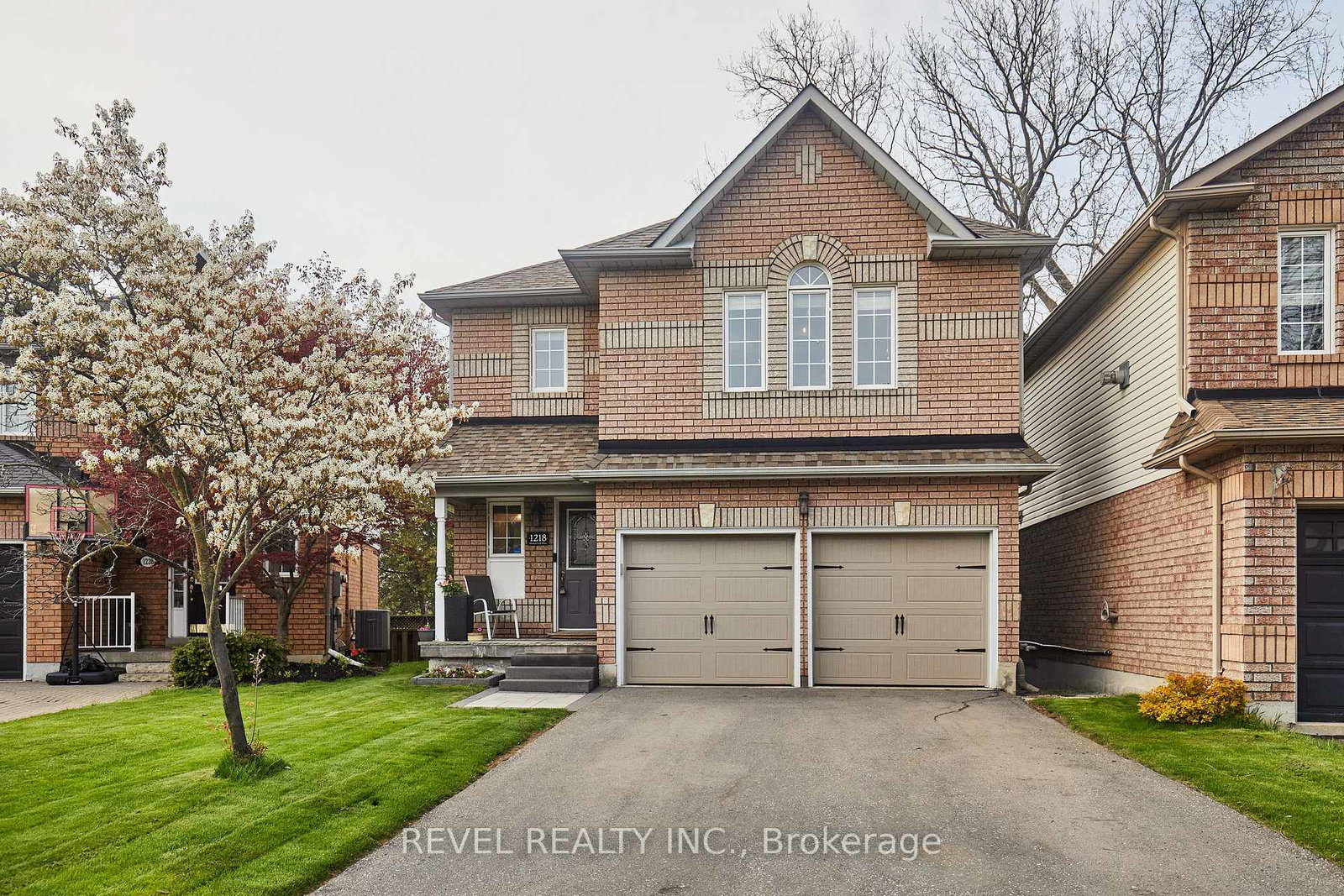 1218-monica-cook-place-pickering-ontario-e13147468