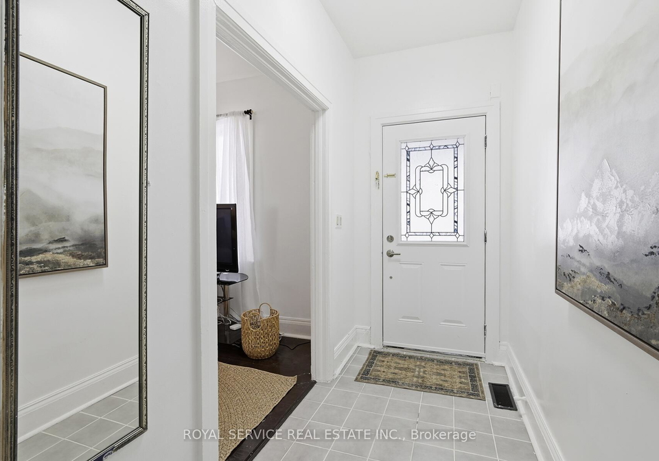 14-liberty-place-clarington-ontario-e13148278