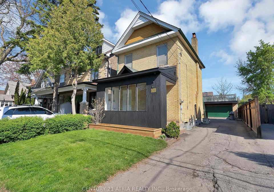 32-rosevear-avenue-east-york-ontario-e13148976