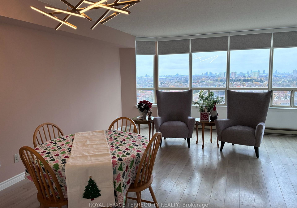 150-alton-towers-circle-scarborough-ontario-e13149728
