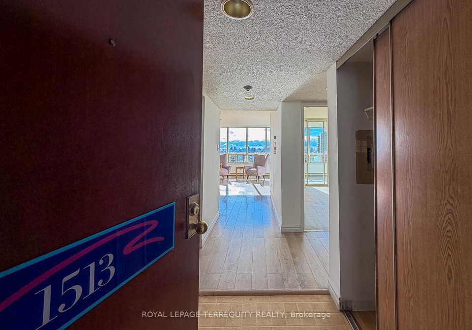 150-alton-towers-circle-scarborough-ontario-e13149728
