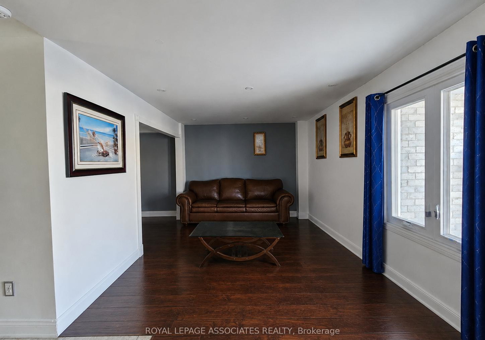 8-chalmers-crescent-ajax-ontario-e13149856