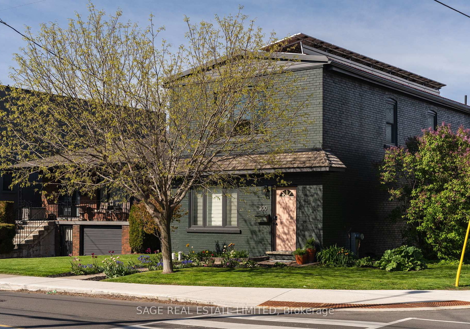 300-westlake-avenue-east-york-ontario-e13150706