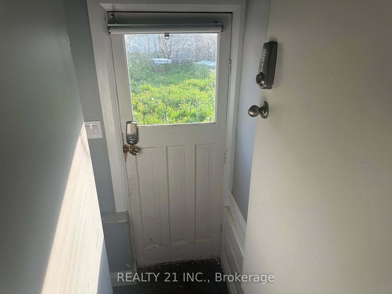 60-phillip-avenue-scarborough-ontario-e13151008