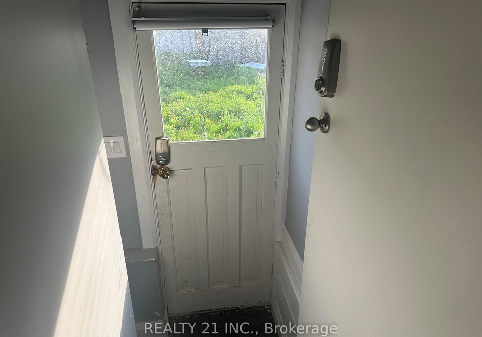 60-phillip-avenue-scarborough-ontario-e13151008
