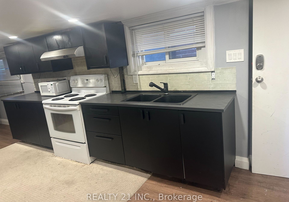 60-phillip-avenue-scarborough-ontario-e13151008