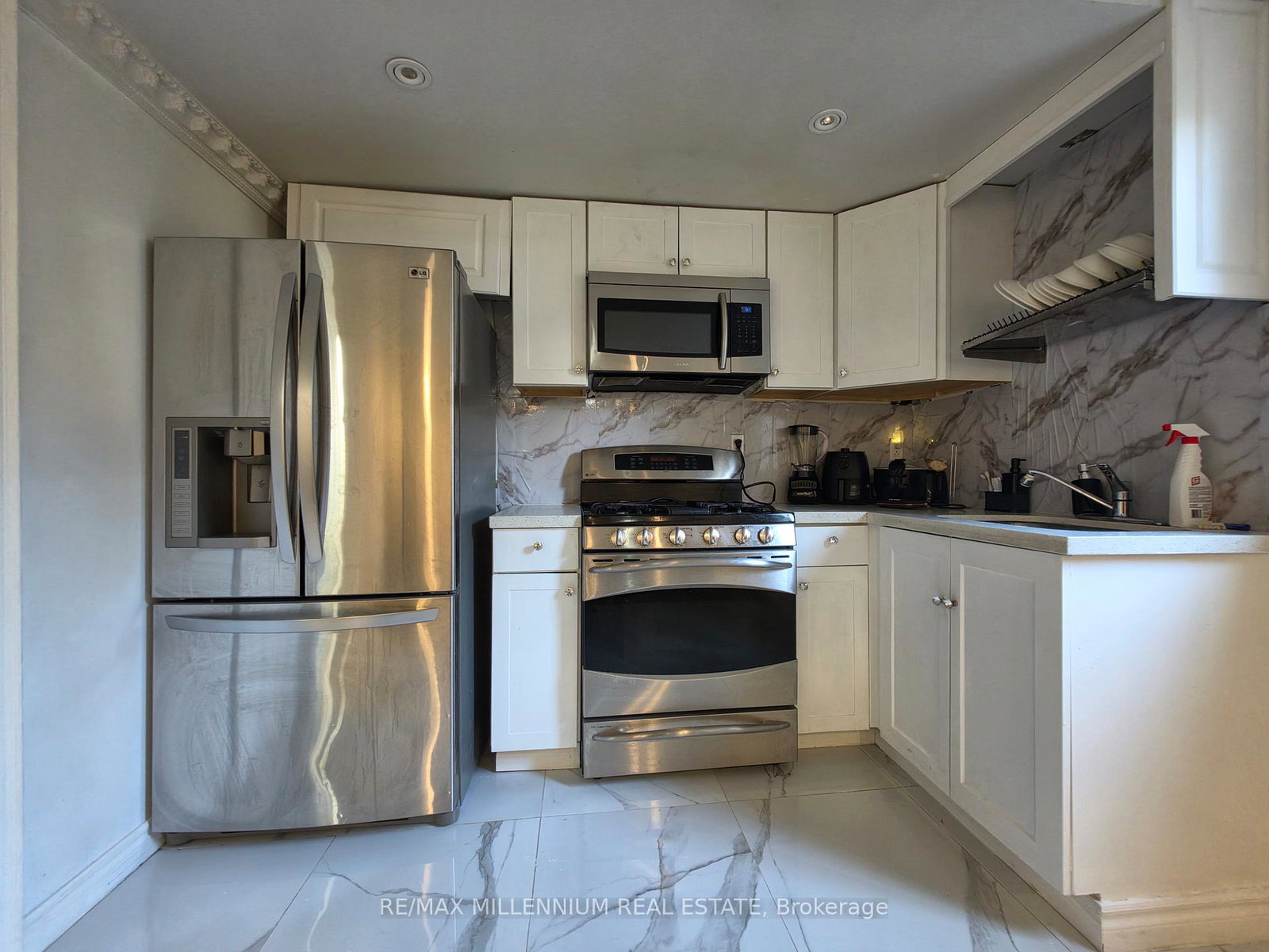 66-overlord-crescent-scarborough-ontario-e13151114