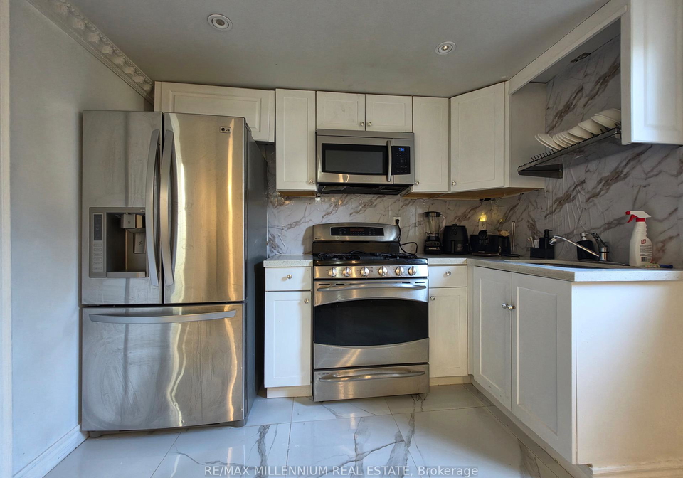 66-overlord-crescent-scarborough-ontario-e13151114