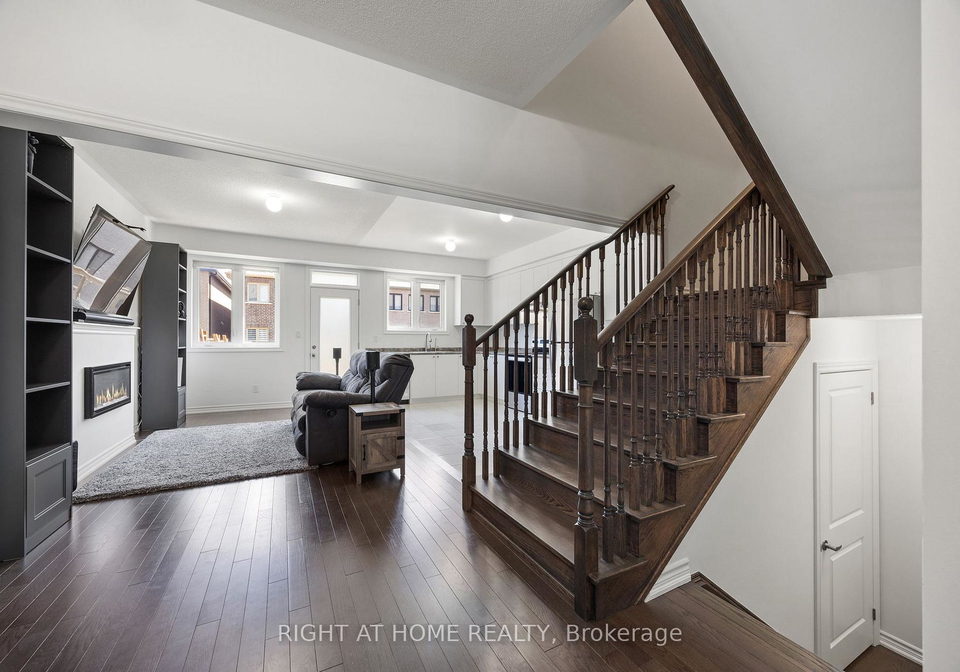 51-peter-hogg-court-whitby-ontario-e13152450
