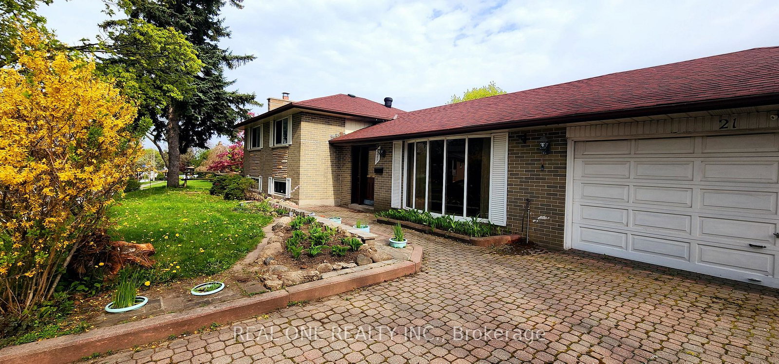 21-pegasus-trail-scarborough-ontario-e13152974