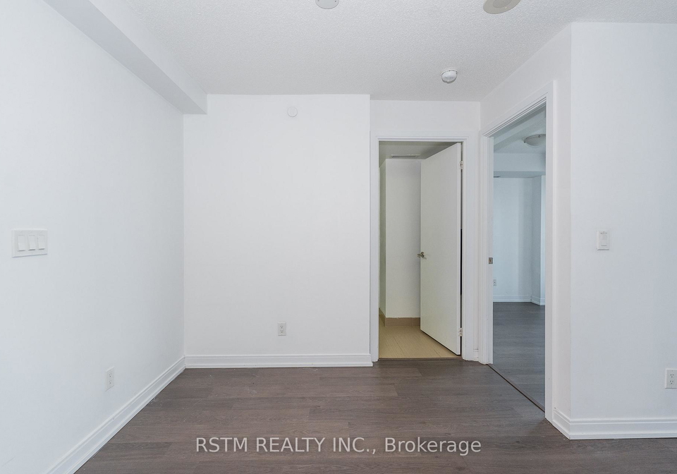 255-village-green-square-scarborough-ontario-e13153208