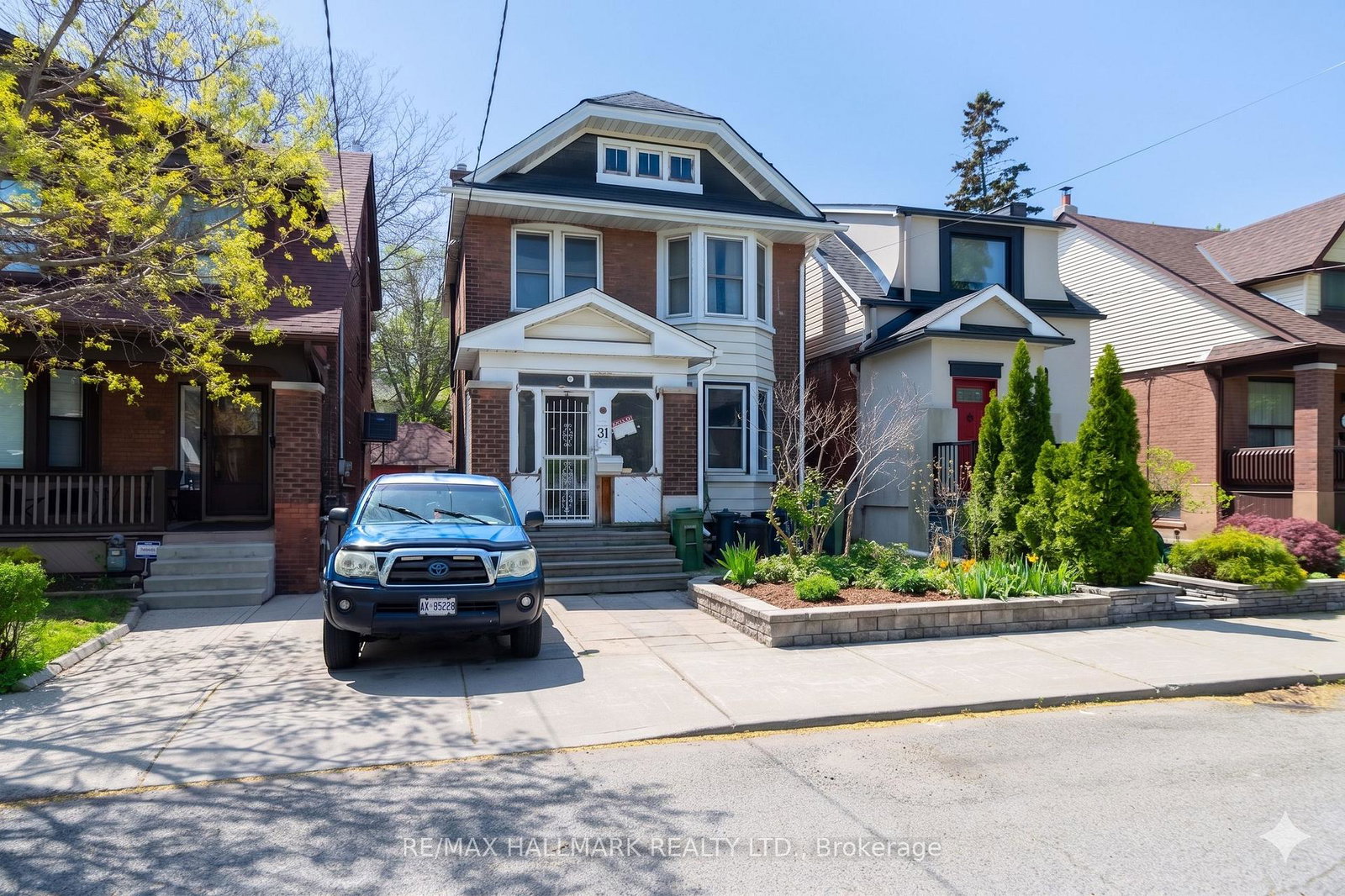 31-gates-avenue-toronto-ontario-e13153222