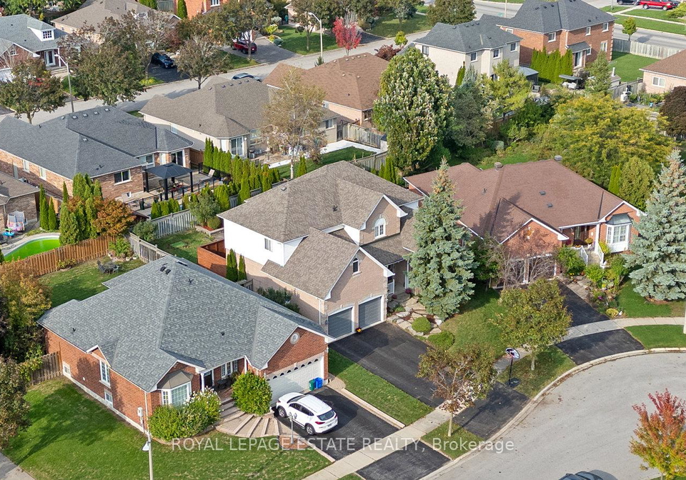 15-mcgregor-drive-ajax-ontario-e13153536