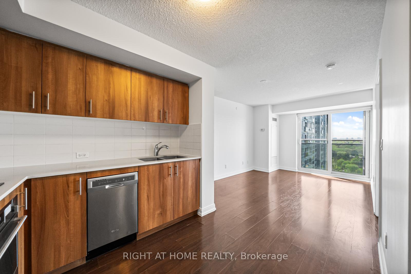 255-village-green-square-scarborough-ontario-e13153814