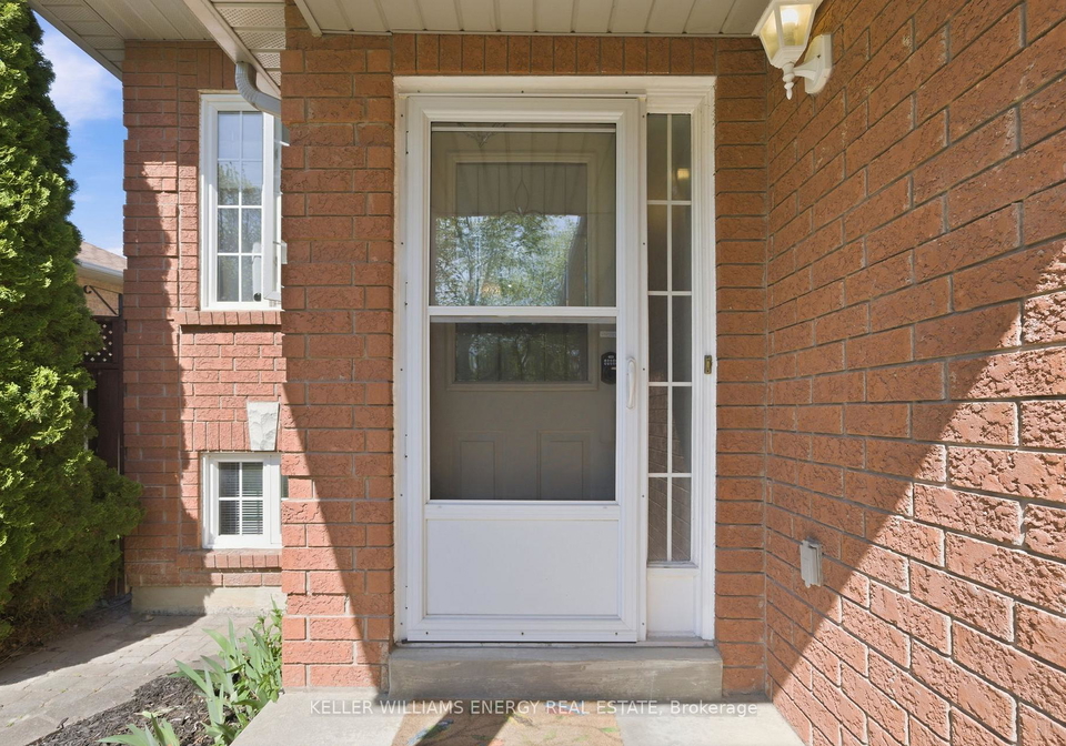 1075-ridgemount-boulevard-oshawa-ontario-e13153876