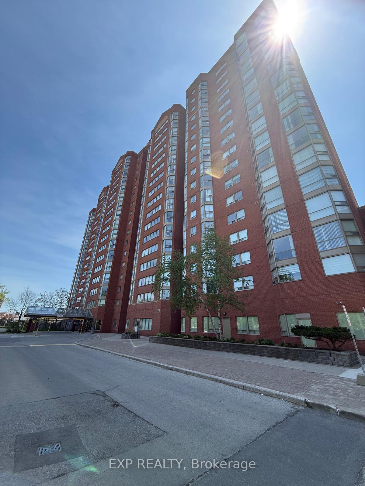 2466-eglinton-avenue-e-scarborough-ontario-e13154040