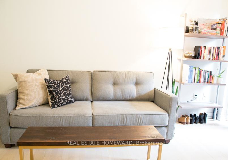 150-broadview-avenue-toronto-ontario-e13154792