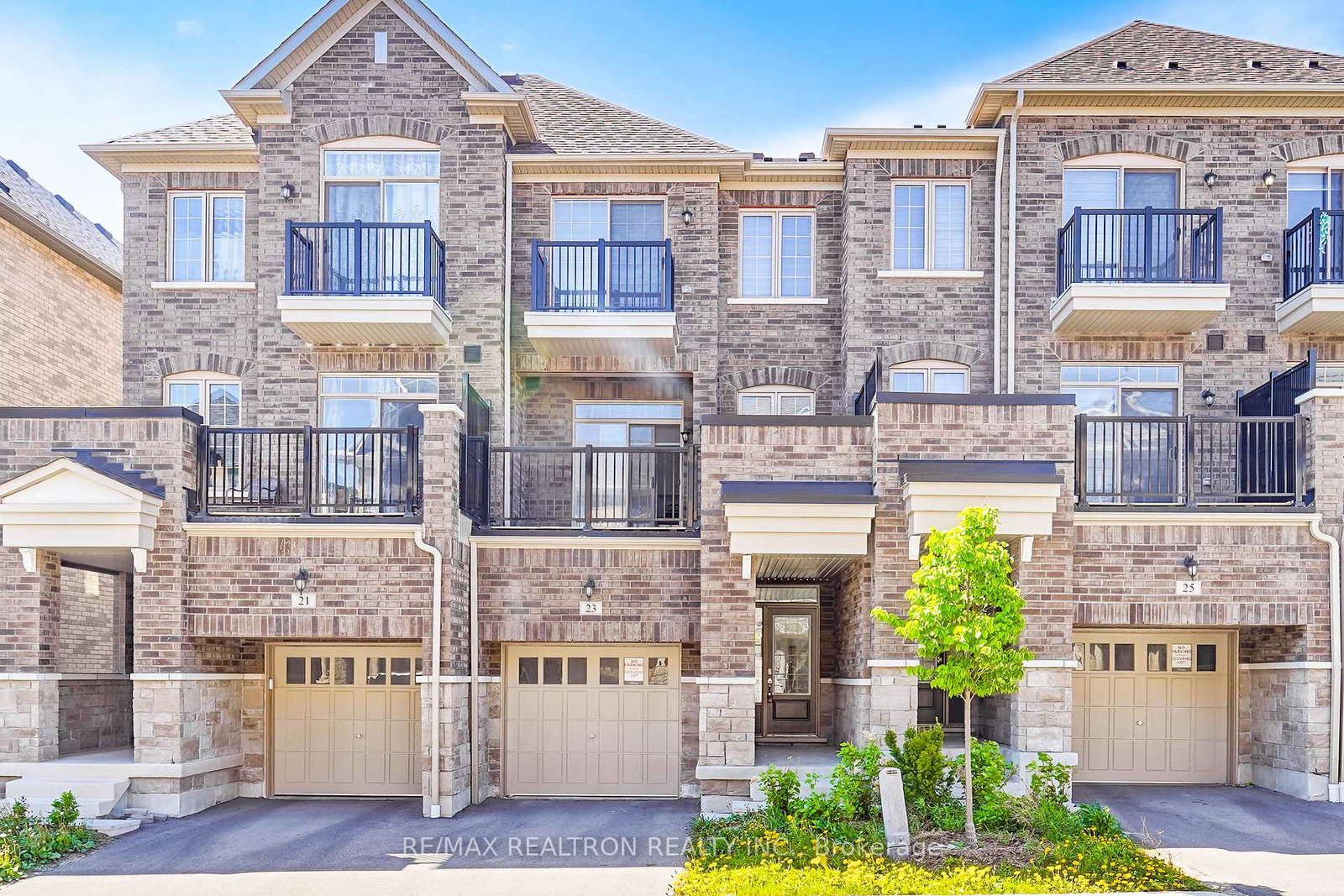 23-kingfisher-way-whitby-ontario-e13155248
