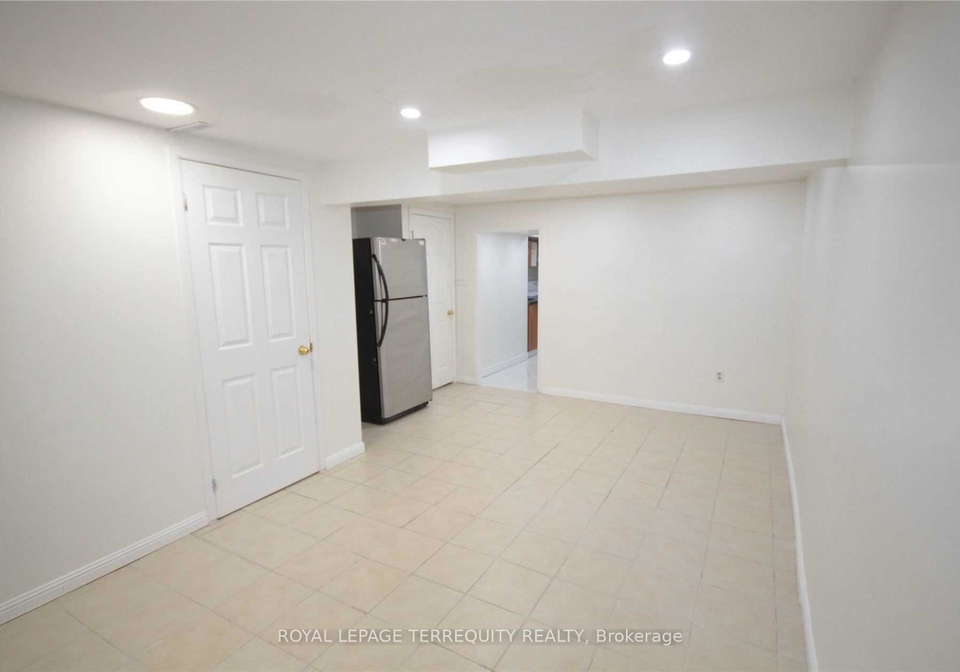 111-caronia-square-scarborough-ontario-e13155856