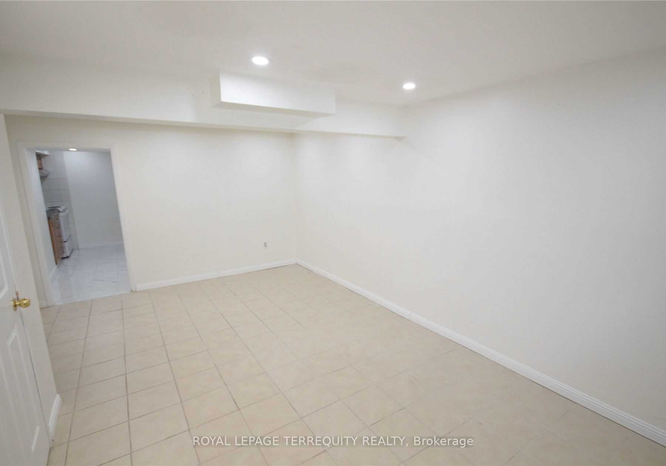 111-caronia-square-scarborough-ontario-e13155856