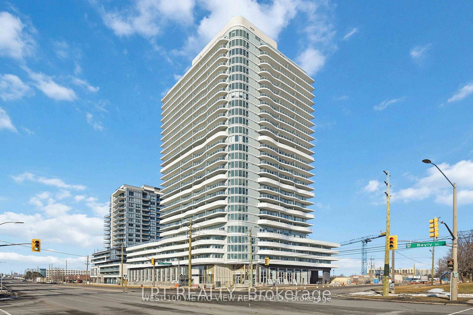 1010-sandy-beach-road-pickering-ontario-e13157308