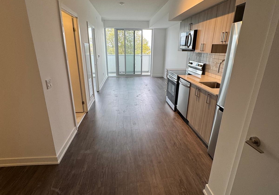1010-sandy-beach-road-pickering-ontario-e13157308