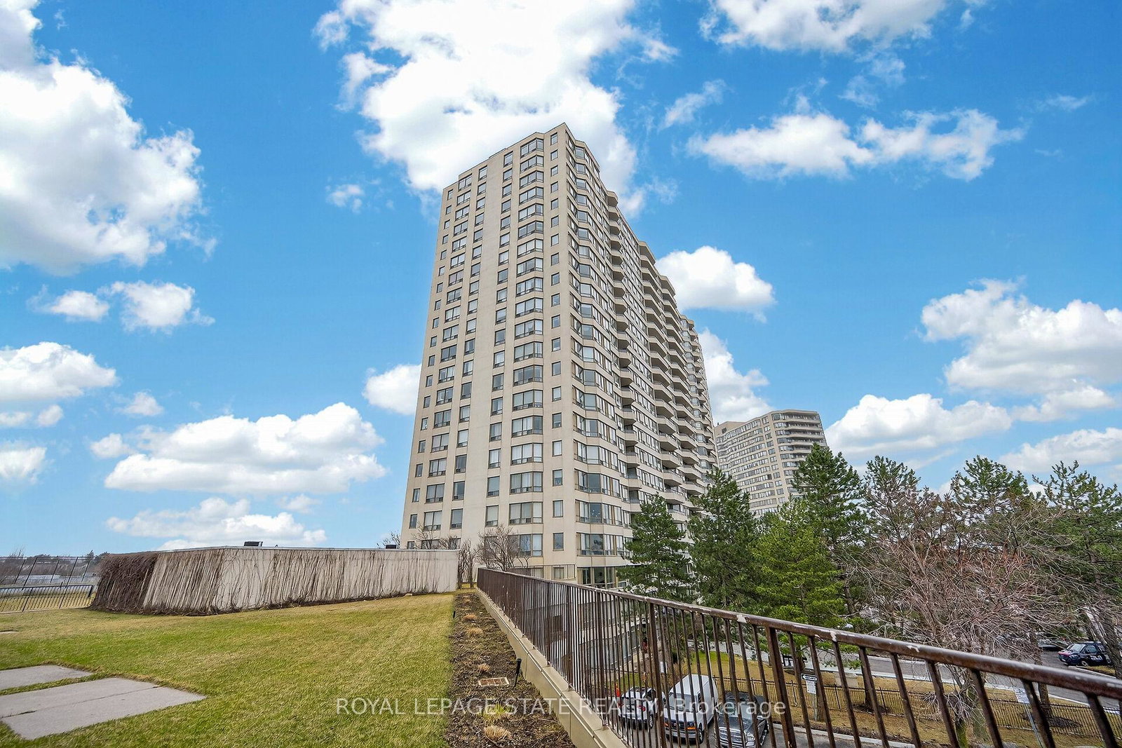 3-greystone-walk-drive-scarborough-ontario-e13157310