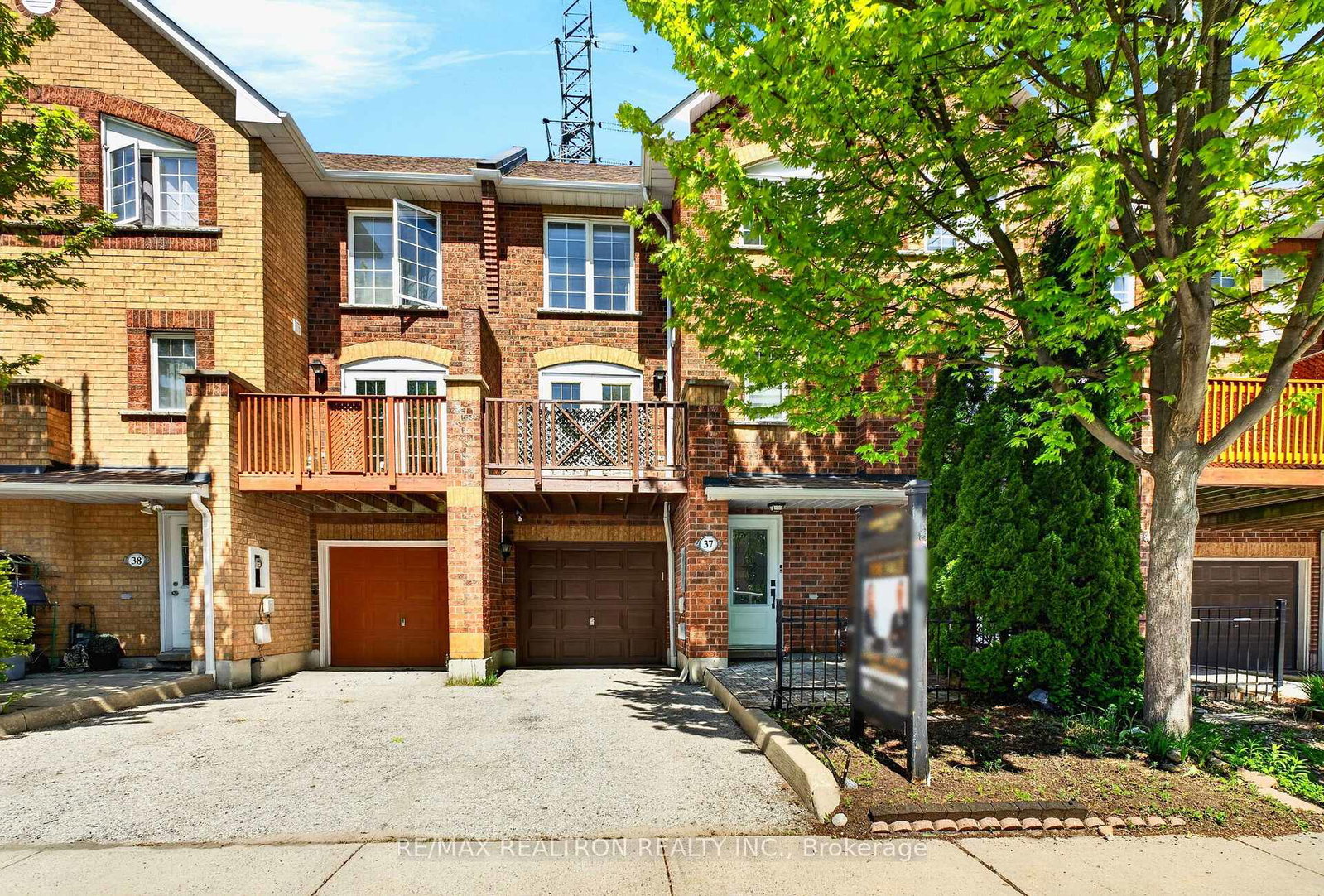 2-hedge-end-road-scarborough-ontario-e13157660