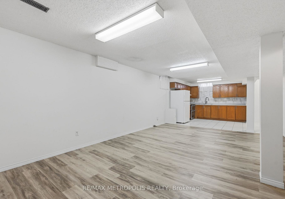 584-strouds-lane-pickering-ontario-e13157908