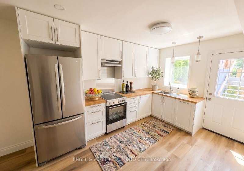 52-rhyl-avenue-n-toronto-ontario-e13158152