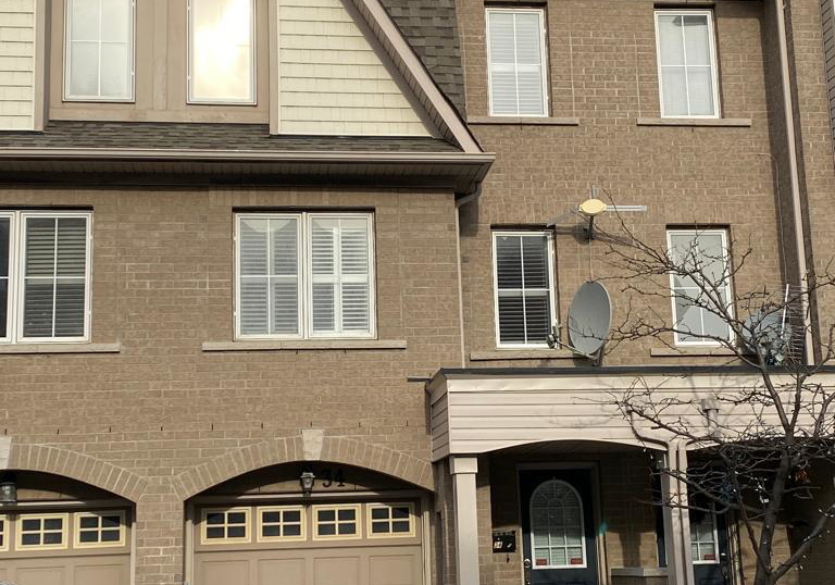 34-kiriakou-street-scarborough-ontario-e13158396