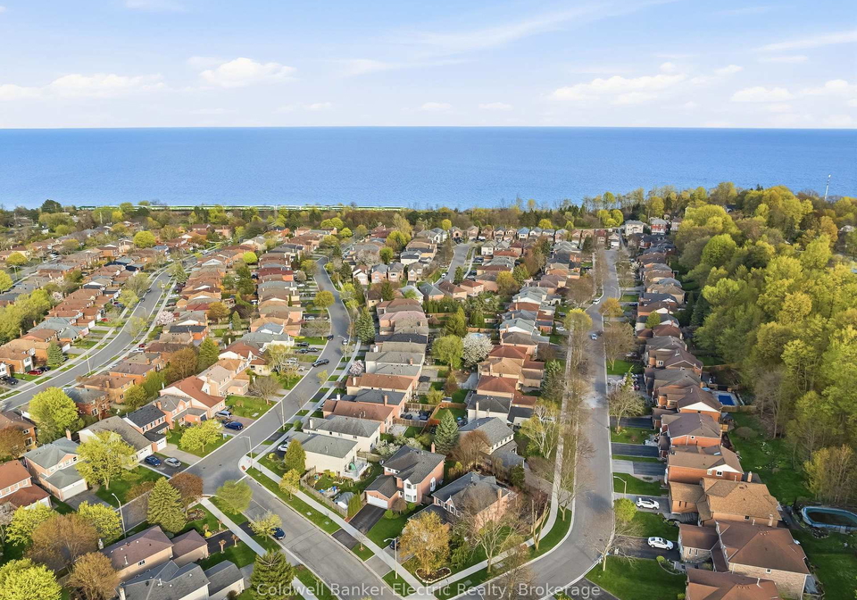 106-greybeaver-trail-scarborough-ontario-e13158440