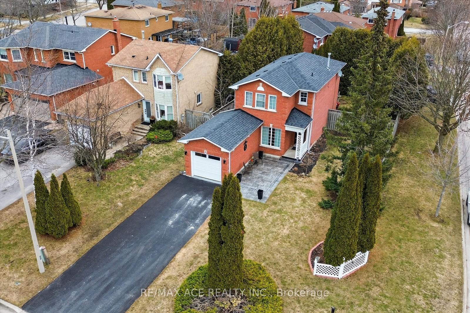 1-aldcroft-crescent-clarington-ontario-e13158504