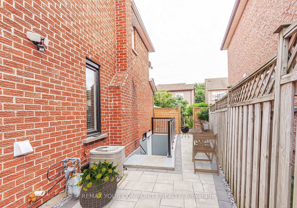 33-durness-avenue-scarborough-ontario-e13158520