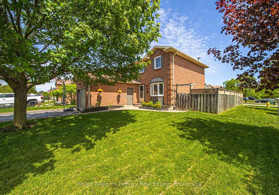 632-chiron-crescent-pickering-ontario-e13158630
