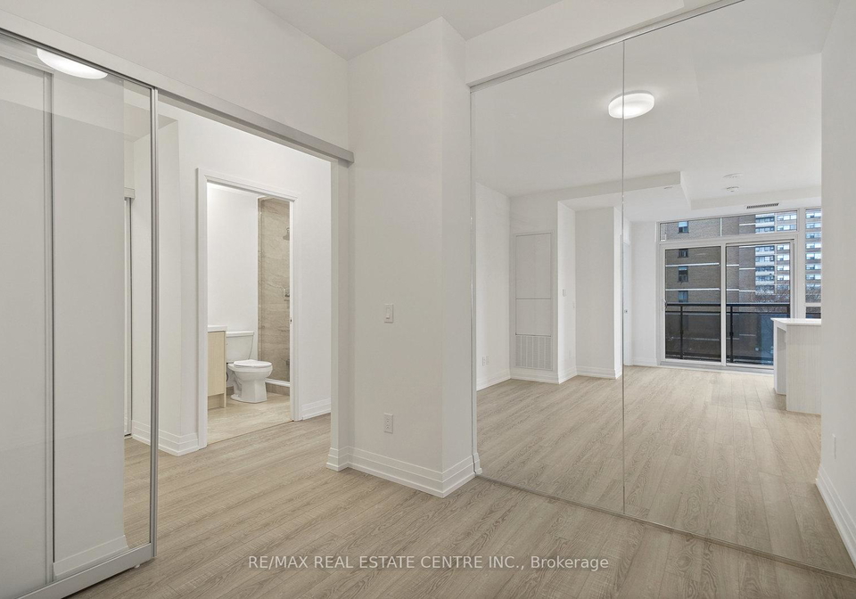 286-main-street-toronto-ontario-e13158742