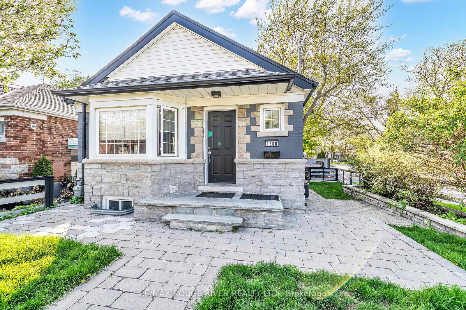 1306-kingston-road-scarborough-ontario-e13158866