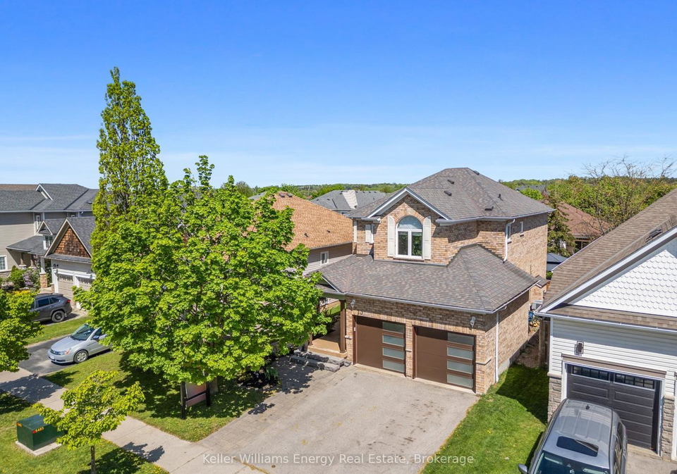 10-tunney-place-whitby-ontario-e13158892