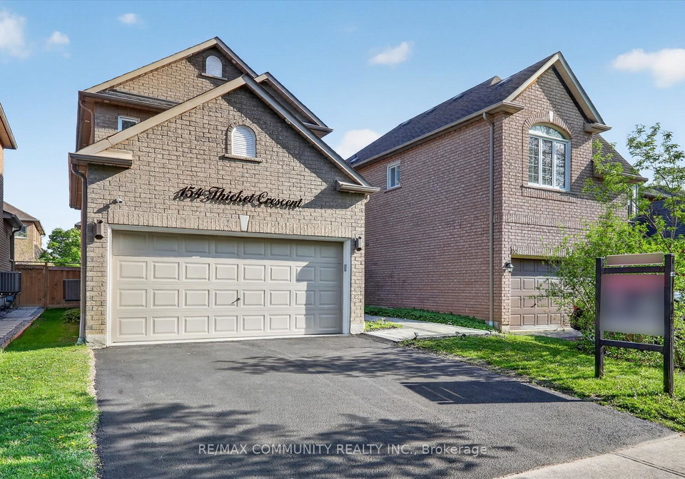 154-thicket-crescent-pickering-ontario-e13159130
