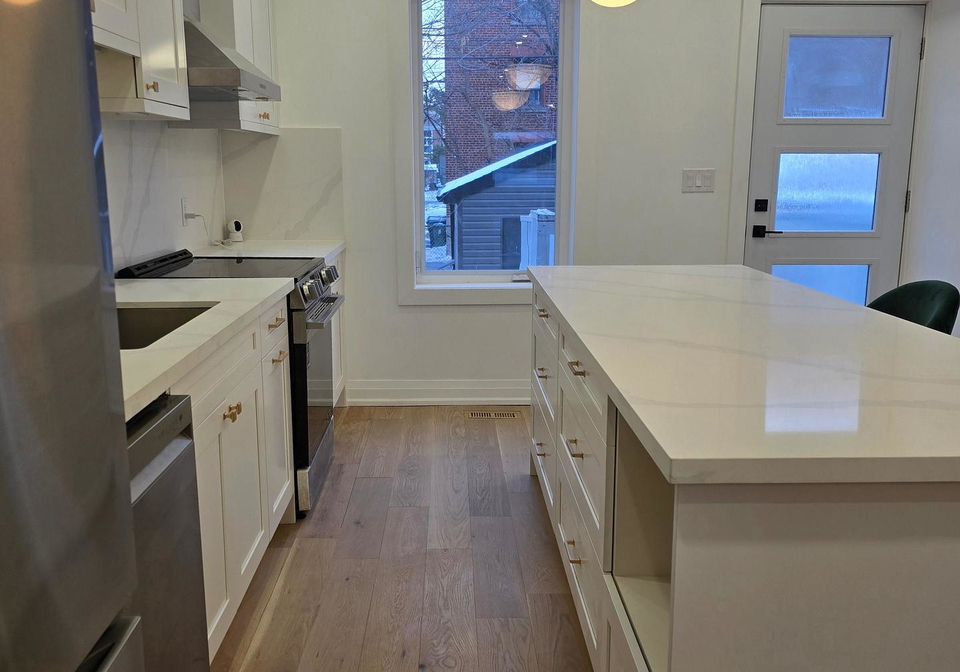 9-alton-avenue-toronto-ontario-e13159320