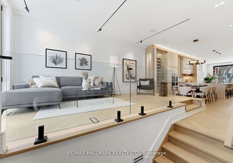 10-wheeler-avenue-toronto-ontario-e13159516