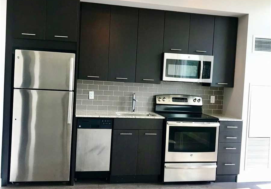 2055-danforth-avenue-toronto-ontario-e13159692