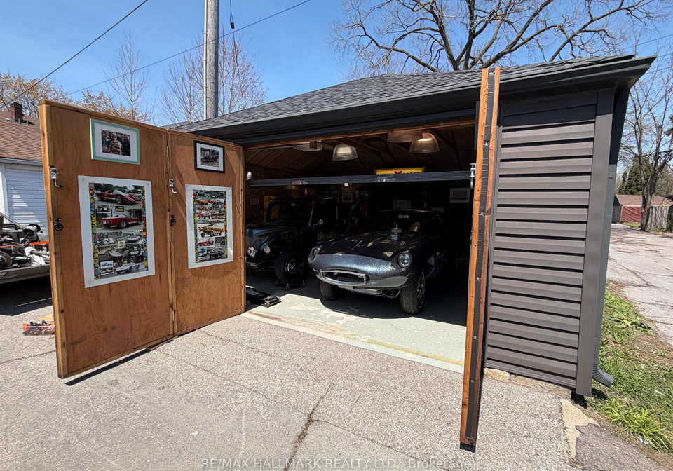 107r-woodfield-road-toronto-ontario-e13159714