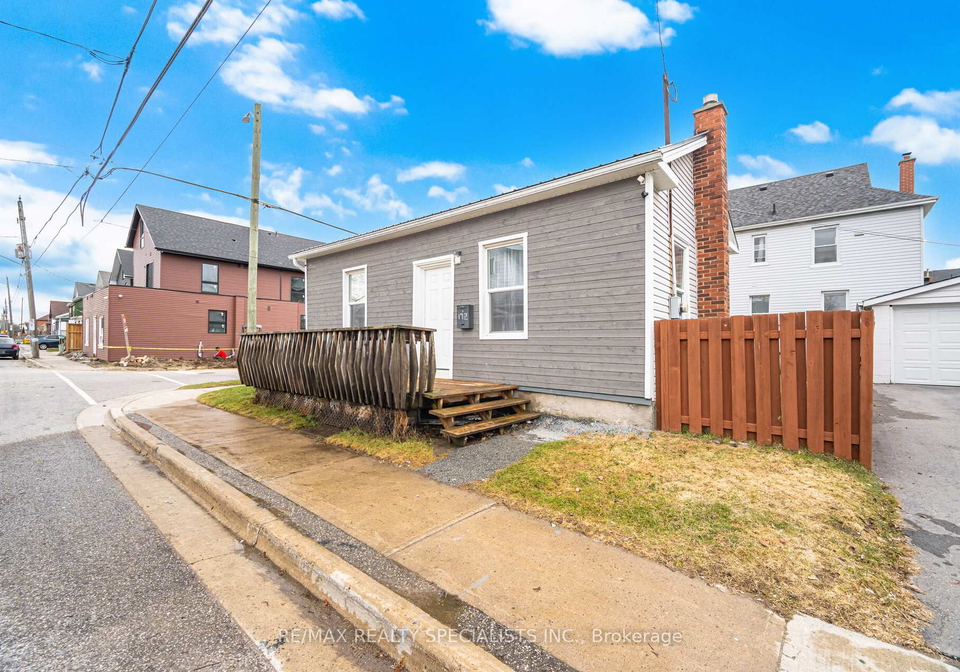 172-celina-street-oshawa-ontario-e13161148