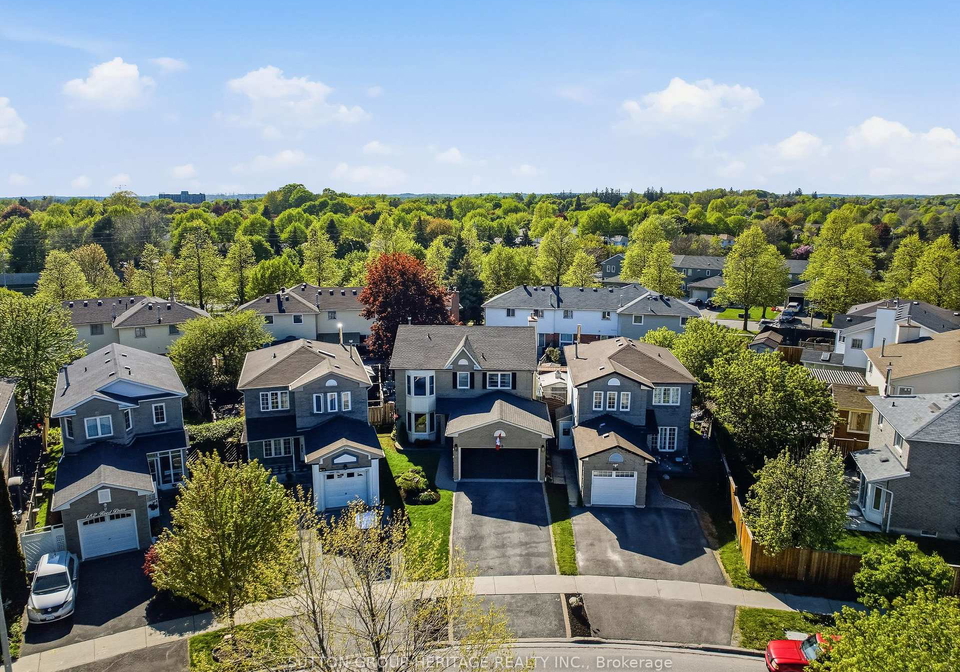 186-reed-drive-ajax-ontario-e13162188